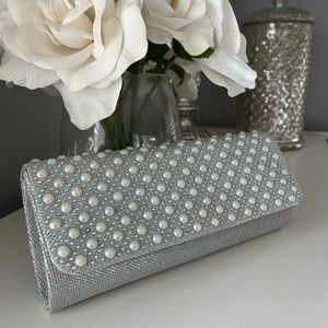 Glitter & Pearls & Rhinestone Clutch